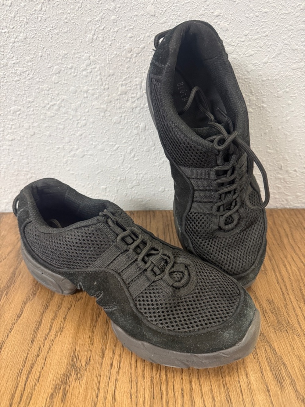 Bloch Women's Boosy Mesh Split Sole Dance Sneaker